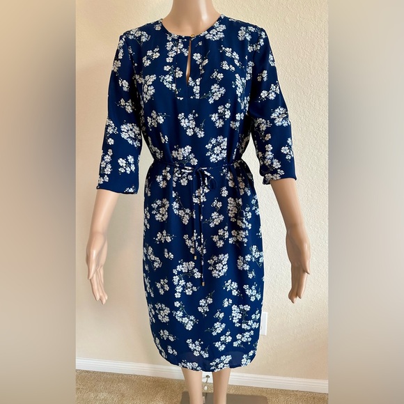 Ralph Lauren Dresses & Skirts - Ralph Lauren Navy Floral Long Sleeve Dress
